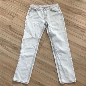 Medium Brandy Lightwash Jeans